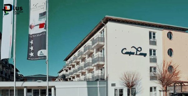 Detmold bölgesinde okul kampüsü