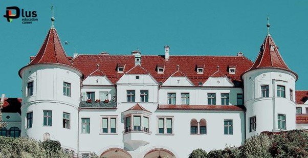 Schloss Neubeuern kampüsü, Almanya